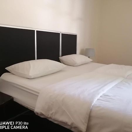 Rosebank Hostel Johannesburg Luaran gambar